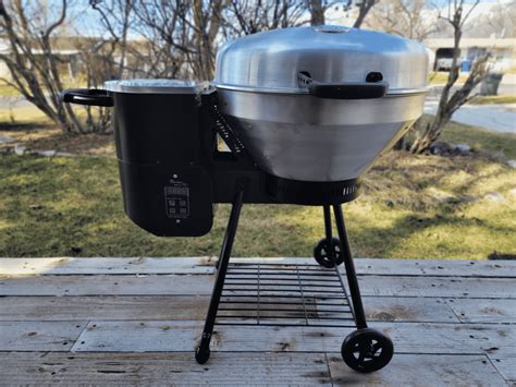The RT-B380 Bullseye burns real hardwood pellets giving you great flavor without the headache of a charcoal grill. . Recteq bullseye review